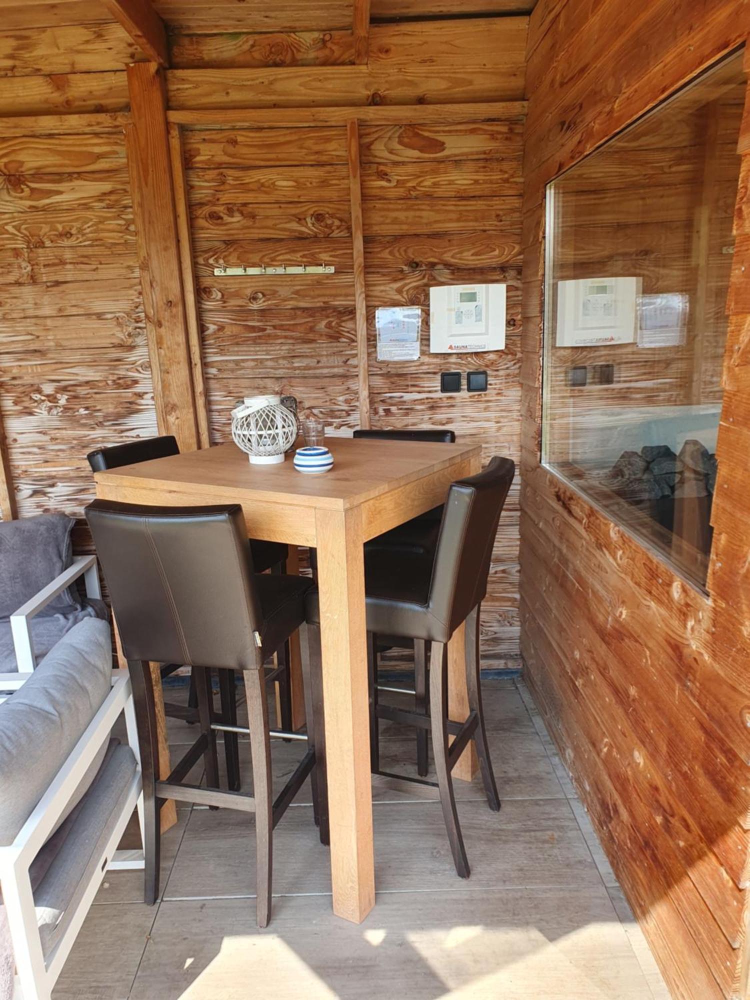 Holiday Cottage With Sauna In Zeeland Stavenisse Exterior photo