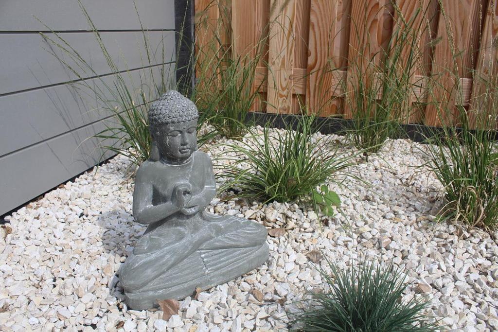 Holiday Cottage With Sauna In Zeeland Stavenisse Exterior photo